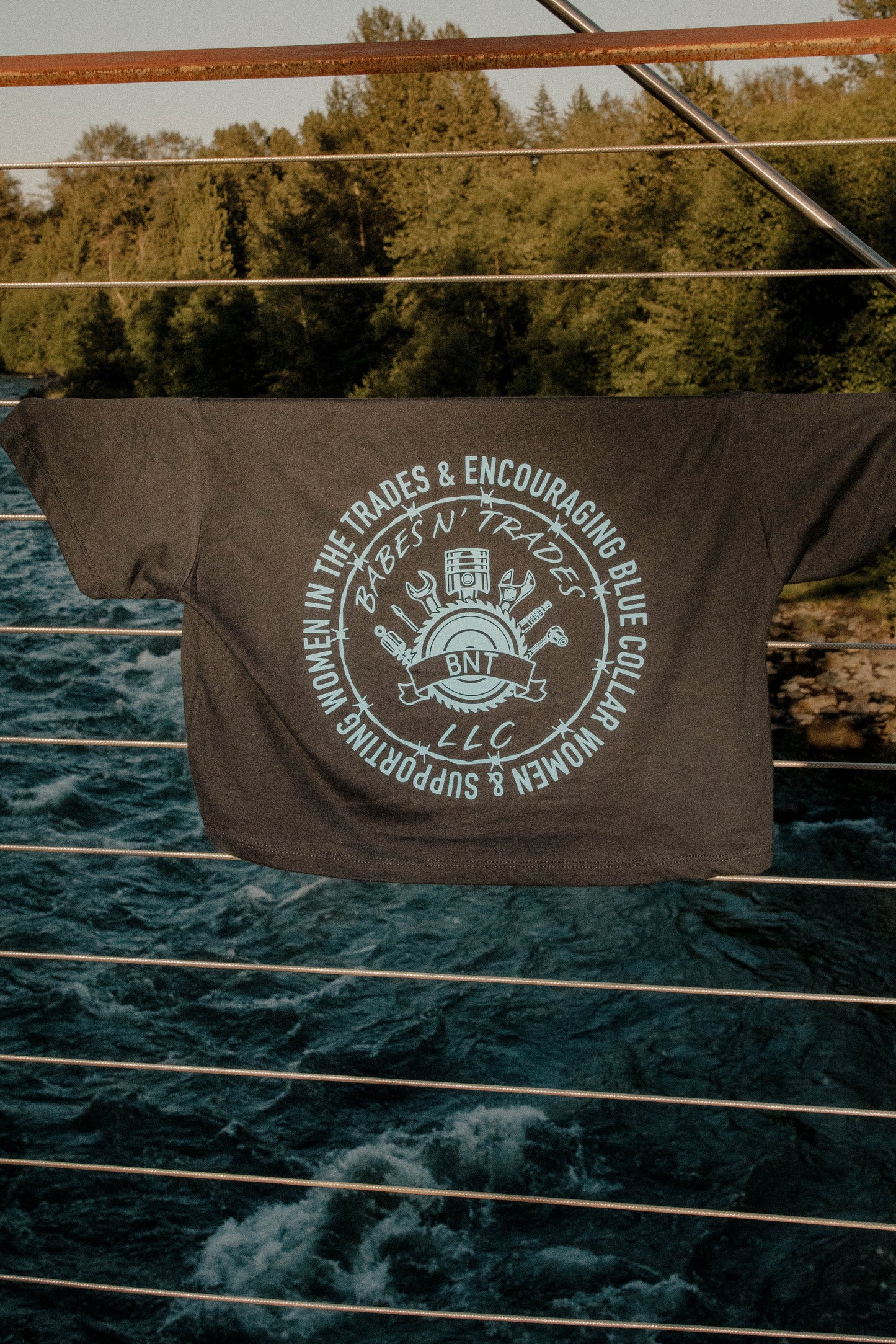Mechanic Semi-Crop T-Shirt
